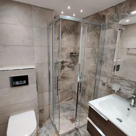 Adler 81 Daire